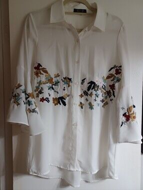 Boho Embroidered Button-front Blouse S